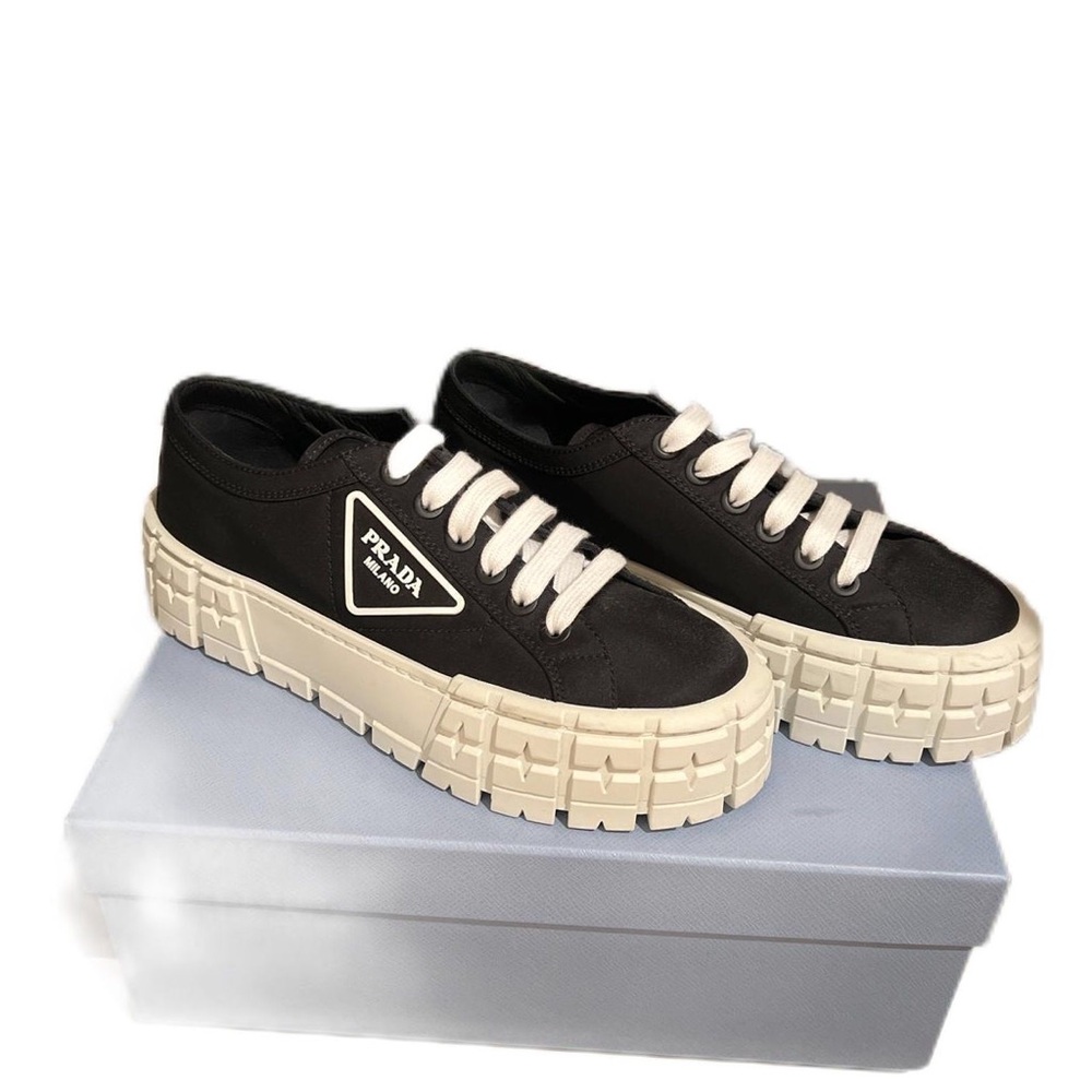 Women's Trainers